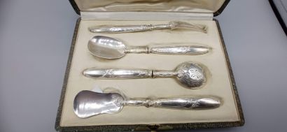 
BOIVIN




Art Nouveau dinner service entirely...
