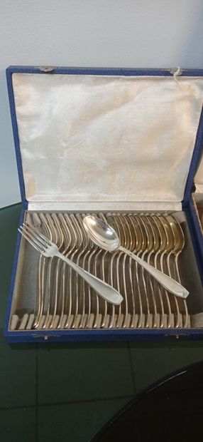 RAVINET DENFERT 

Complete silver household...