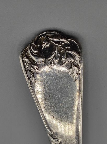 Strawberry shovel in silver of PUIFORCAT...