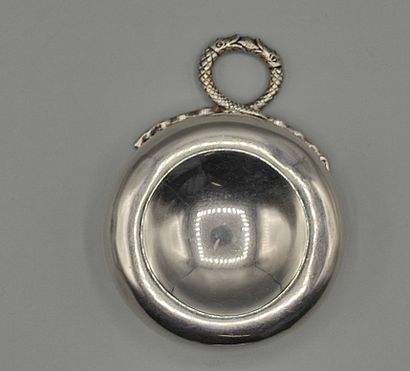 Silver wine-taster with handle with facing...