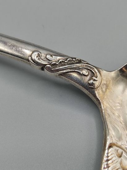 Strawberry shovel in silver of PUIFORCAT...