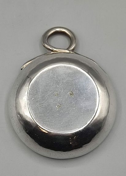 Taste vin dit « tassou » en argent de modèle...