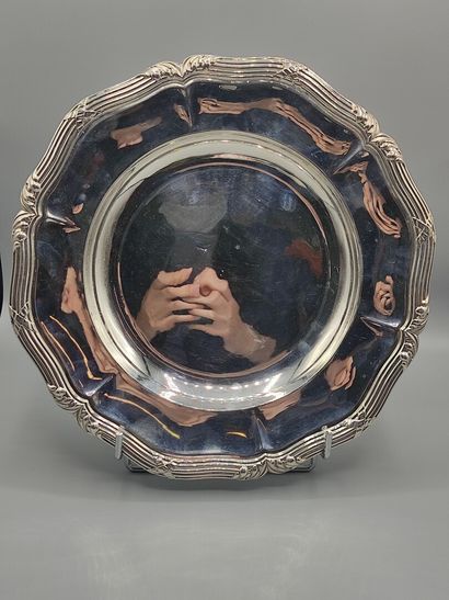 Round silver dish of strong filets model,...