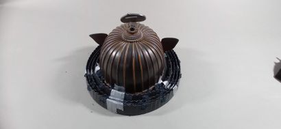 Casque de samouraï suji-bachi kabuto et menpo...