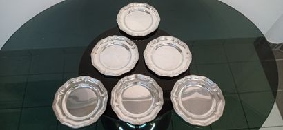 MORAND

Exceptional dinner service composed...
