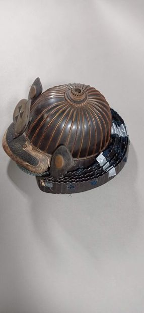 Casque de samouraï suji-bachi kabuto et menpo...