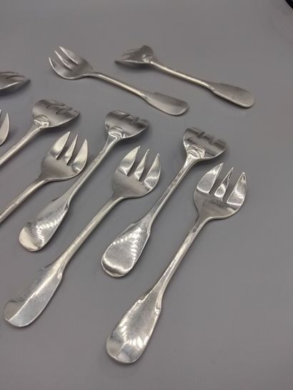 Service of forks (12) with oysters in silver...