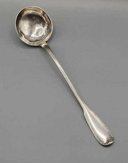 PARIS 1782-89.

Louche en argent.

 Modèle...