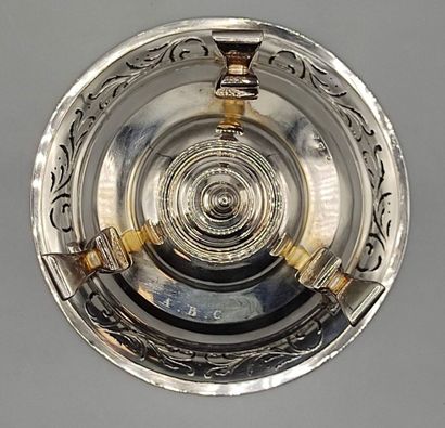 
LILLE XVIIIème. 




Rare réchaud en argent...
