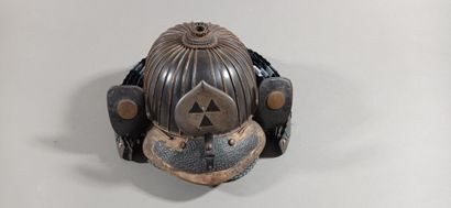 Casque de samouraï suji-bachi kabuto et menpo...