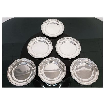 MORAND

Exceptional dinner service composed...