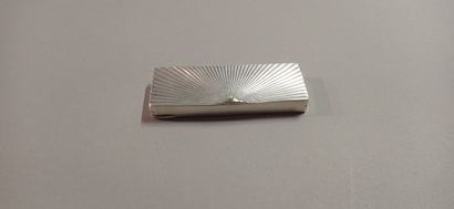 TONNEL, Paris.

Cigarette box in silver,...