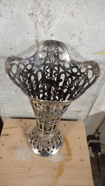 GERMANY, HANAU 19th century

Silver basket...