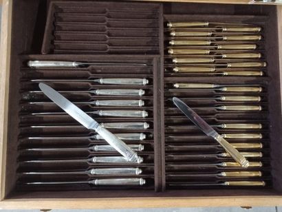 TETARD Frères 

Importante ménagère de 144...