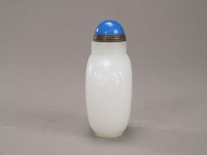 Tabatière façon jade blanc à deux 