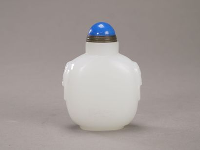 Tabatière façon jade blanc à deux 