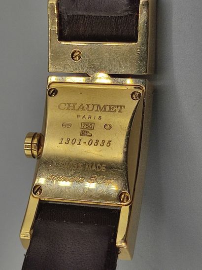 CHAUMET. Modèle LIEN.

Montre de dame, cadran...