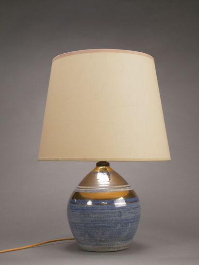 Georges PELLETIER (né en 1938)

Lampe boule...