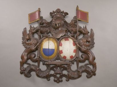Élément décoratif en bois sculpté ajouré...