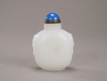Tabatière façon jade blanc à deux 