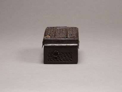 Coffret dit de messager en fer forgé patiné,...
