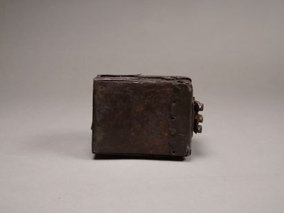 Coffret dit de messager en fer forgé patiné,...