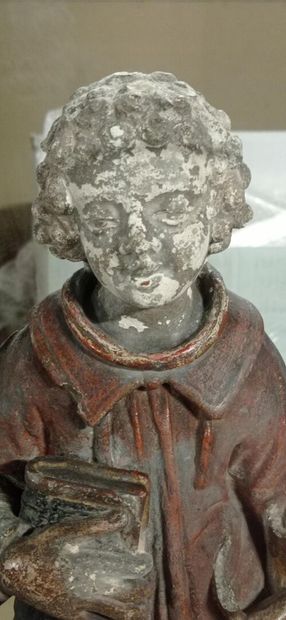 Saint diacre en pierre calcaire sculptée...