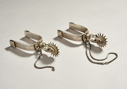 Paire d'eperons à roulettes en argent et...