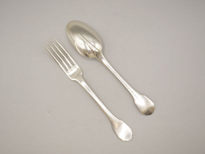 Ménagère de table PUIFORCAT de 36 pièces....