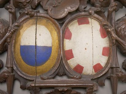 Élément décoratif en bois sculpté ajouré...