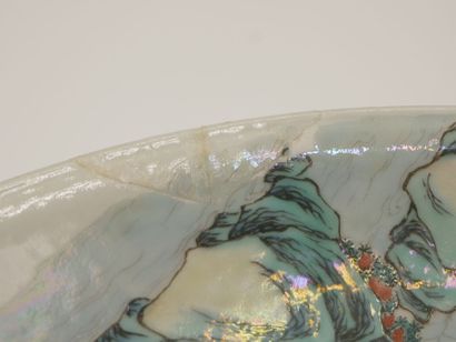 CHINE

Assiette en porcelaine polychrome...