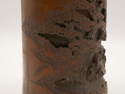 CHINE

Bitong en bambou, à décor sculpté...