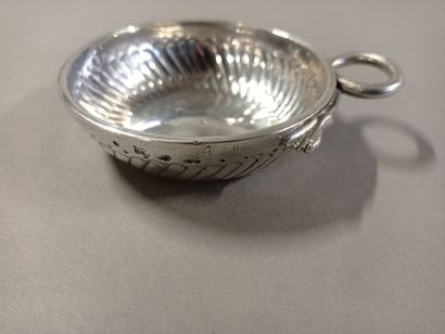 Taste vin en argent, modèle à côtes torses...