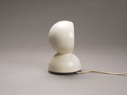 Vico MAGISTRETTI (1920-2006) pour ARTEMIDE

Lampe...