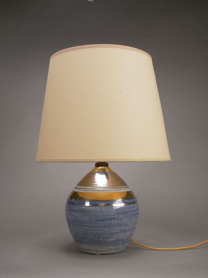 Georges PELLETIER (né en 1938)

Lampe boule...