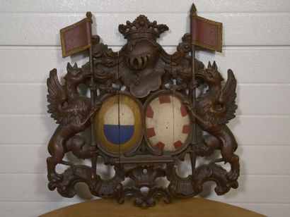Élément décoratif en bois sculpté ajouré...