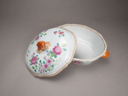 Chine, Compagnie des Indes.

Importante soupière...
