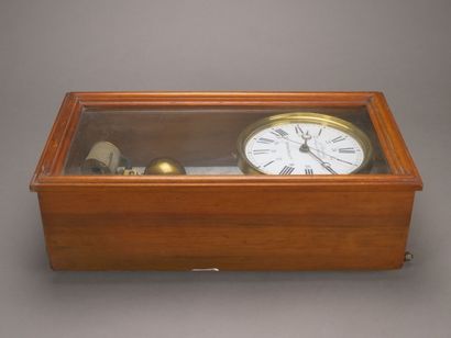 J. AURICOSTE - BRILLIE et FILS

Pendule d'applique...