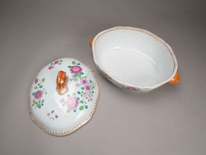 Chine, Compagnie des Indes.

Importante soupière...