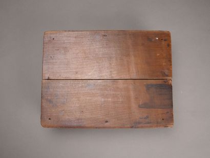Coffret en bois dit de 