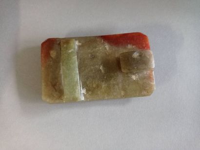 CHINE

Boucle de ceinture en jade (?) rouille...