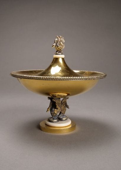 Drageoir couvert en vermeil et argent.

Fretel...