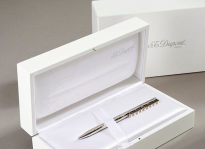 S.T. DUPONT, Paris.

Limited edition, Classique...