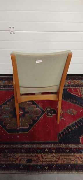 Maurice PRE (1907-1988).

Chaise en bois...