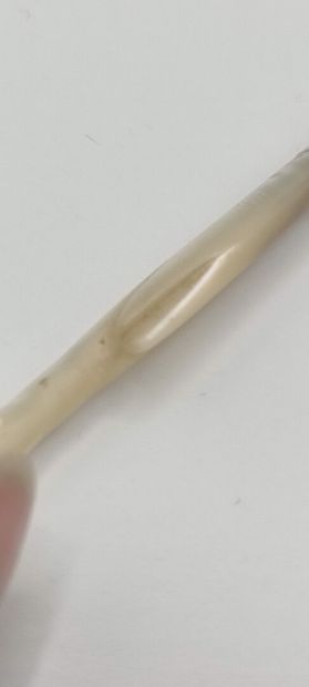 Couteau d'époque fin XVIIIème en état , manche...