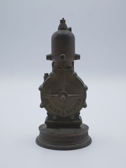 DE DION BOUTON.

Objet publicitaire pour...