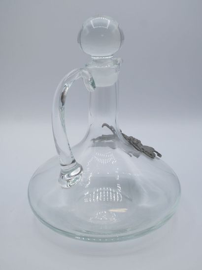Carafe / Décanteur en cristal (?) avec décor...