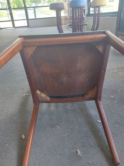 Ensemble de salle à manger en teck comprenant...