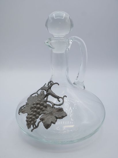 Carafe / Décanteur en cristal (?) avec décor...