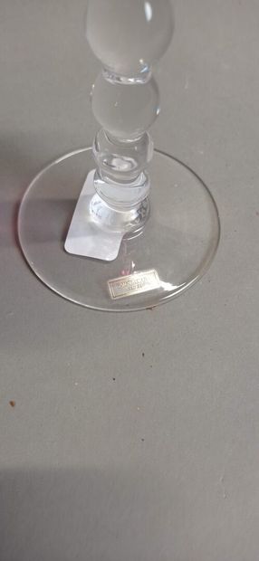 SAINT-LOUIS. 

Verre à vin blanc en cristal...